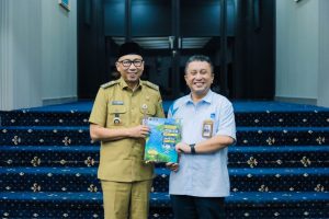 Gubernur Rahmat Mirzani Djausal Dukung Penuh Penyusunan Roadmap Program PLN Masuk Desa